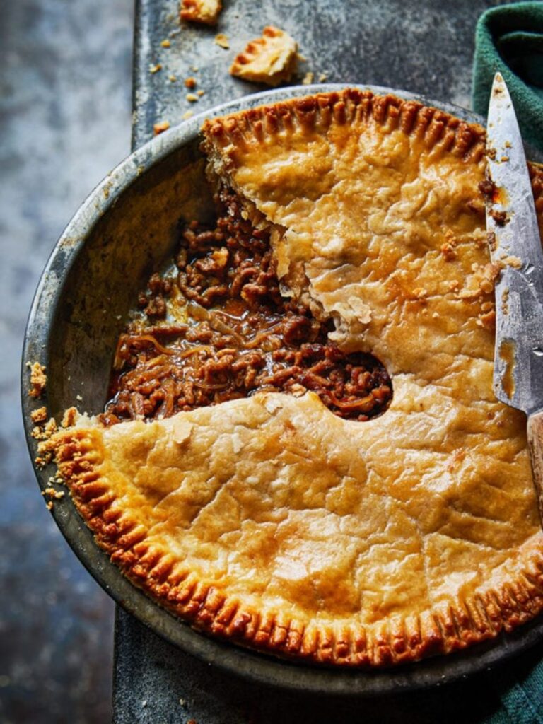 Jamie Oliver Mince And Onion Pie