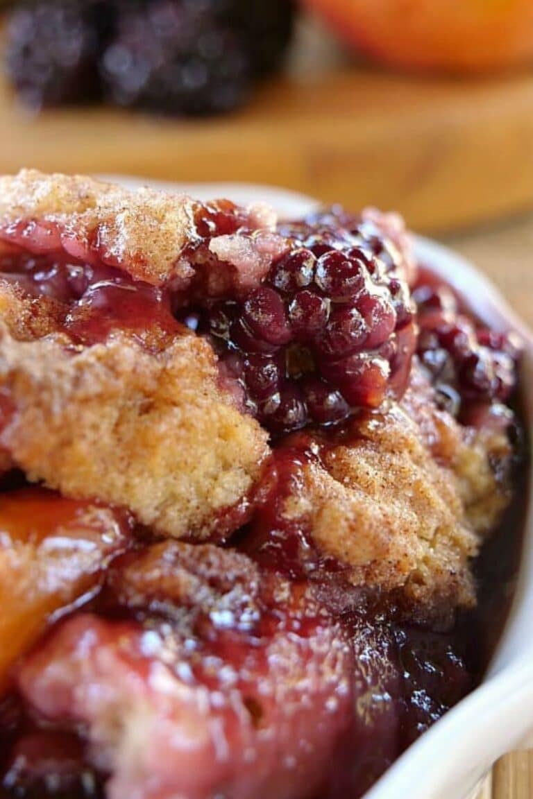 Pioneer Woman Blackberry Peach Cobbler - Delish Sides