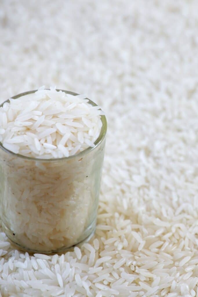 how many grams of cooked rice in a cup