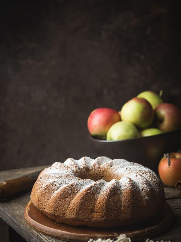 Ina Garten Sour Cream Pound Cake - Delish Sides