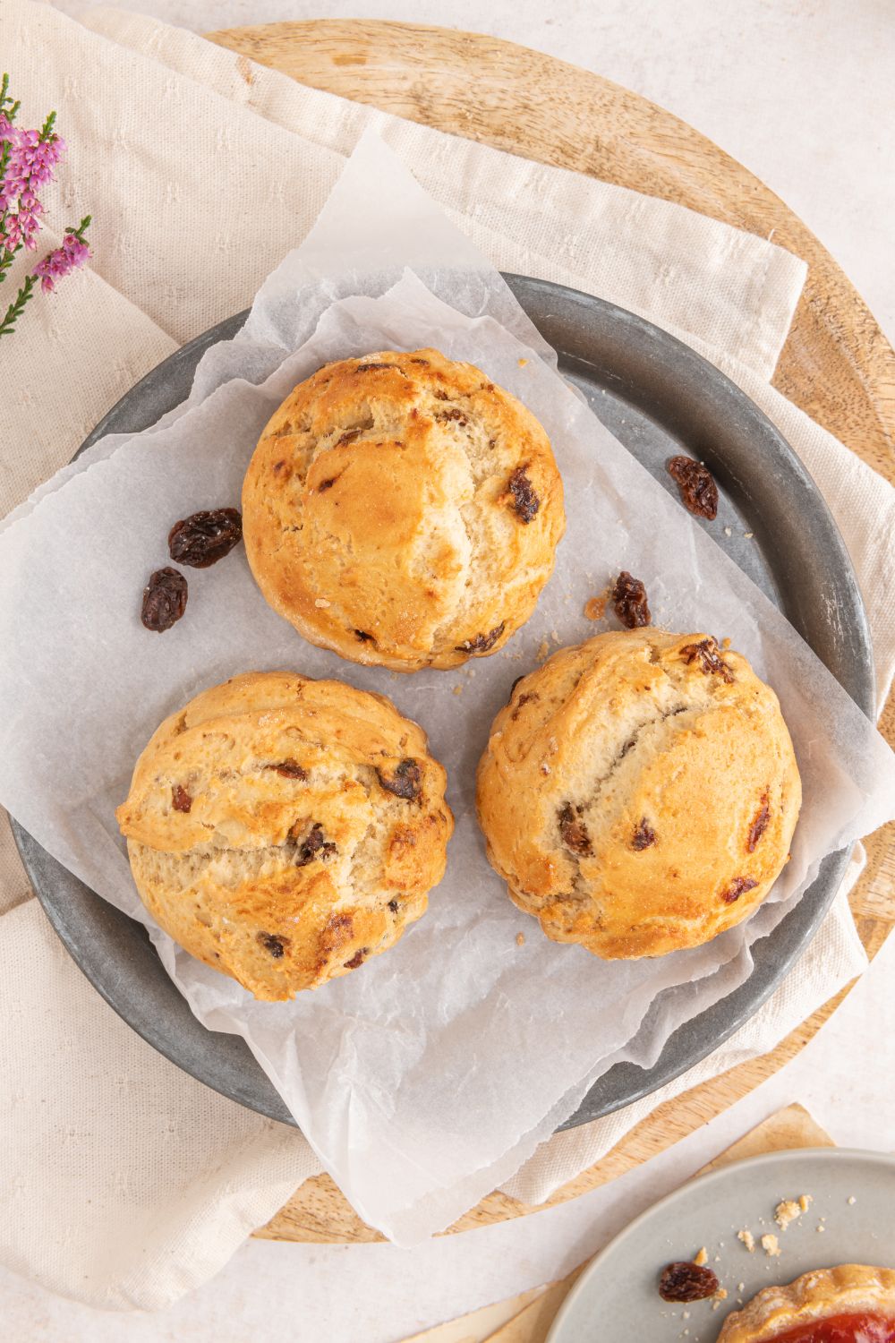 Ina Garten Raisin Scones