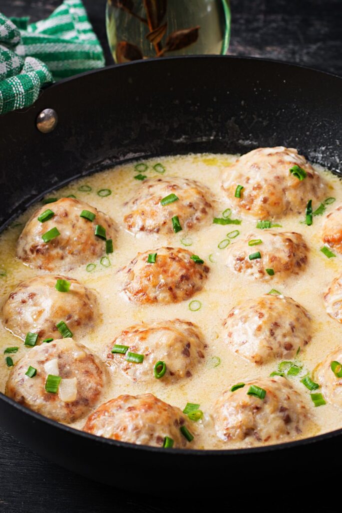 Pioneer Woman Swedish Meatballs