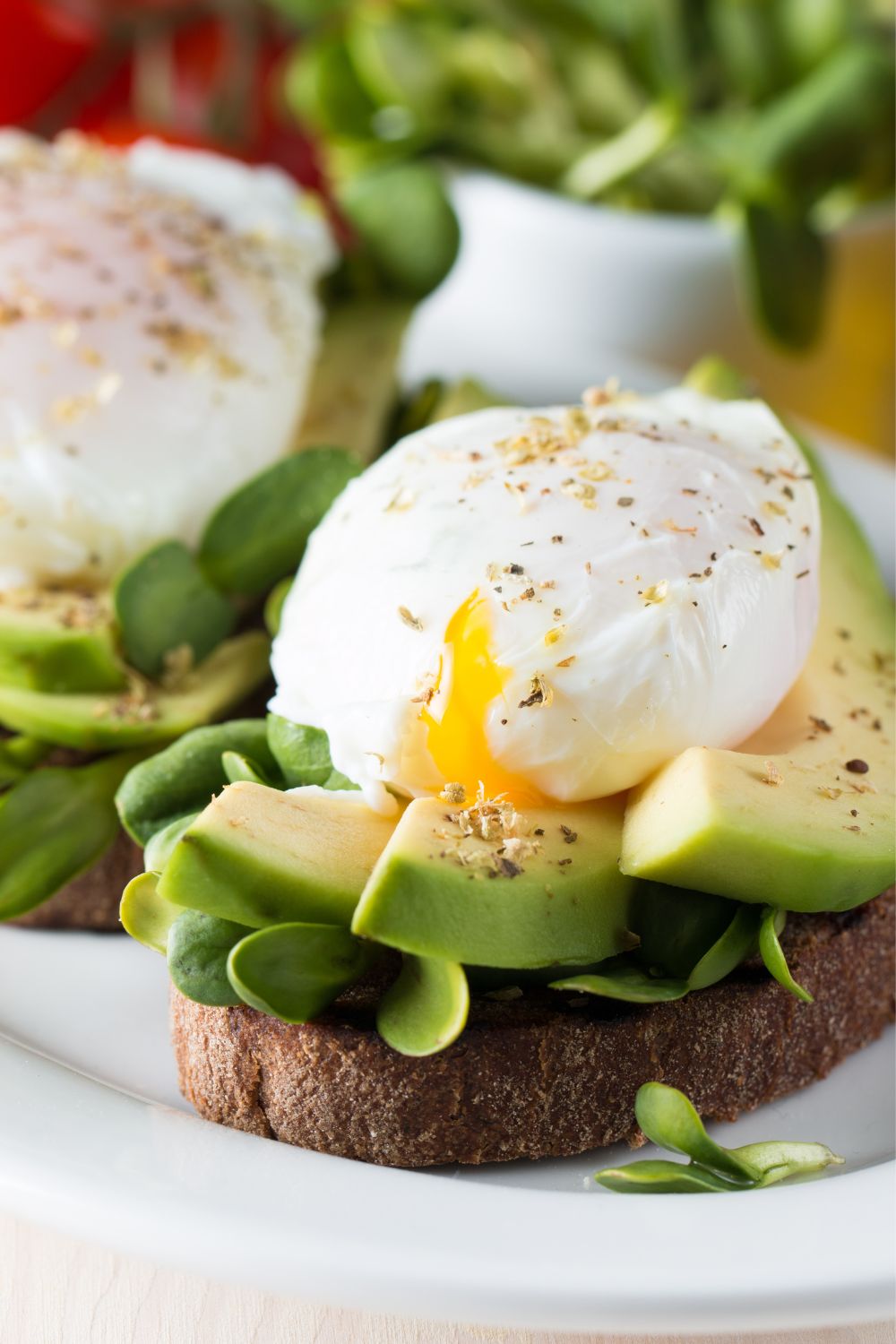 Alton Brown Poached Eggs - Delish Sides