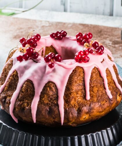 Jamie Oliver Cake With Pomegranate Drizzle