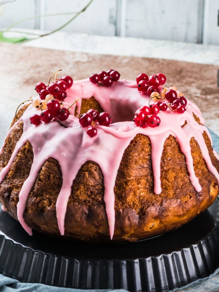 Jamie Oliver Cake With Pomegranate Drizzle