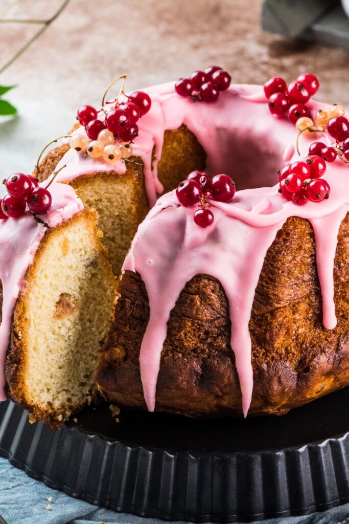 Jamie Oliver Cake With Pomegranate Drizzle