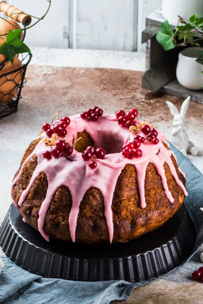 Jamie Oliver Cake With Pomegranate Drizzle