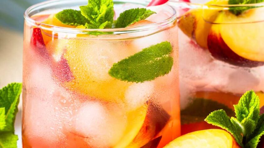 Bobby Flay Peach Sangria