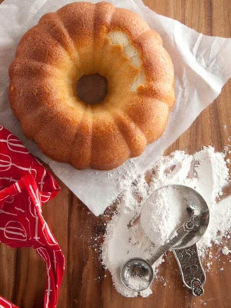 Paula Deen Mama's Pound Cake