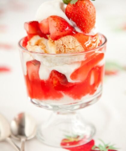 Paula Deen Strawberry Shortcake