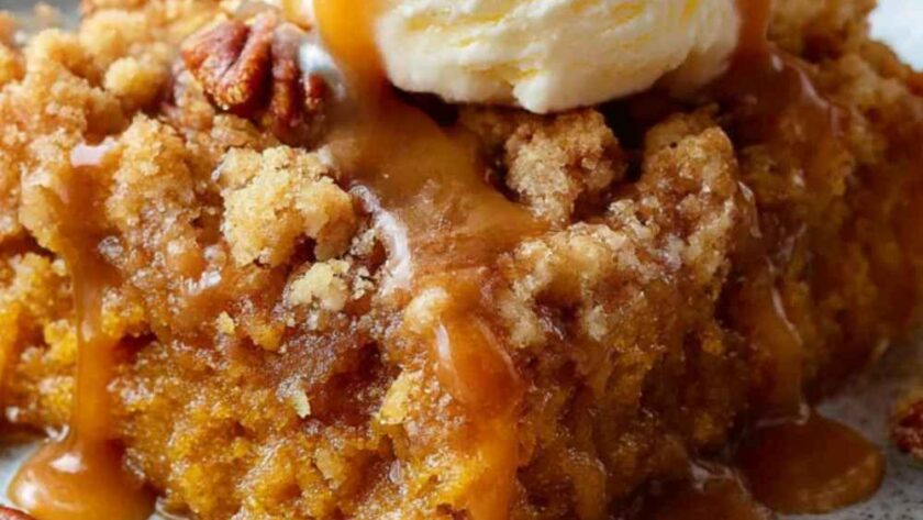Pioneer Woman Pumpkin Dump Cake (4 Ingredients) Recipe