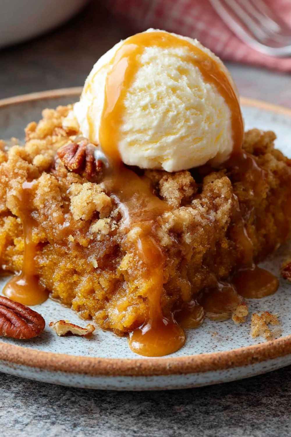 Pioneer Woman Pumpkin Dump Cake (4 Ingredients) Recipe