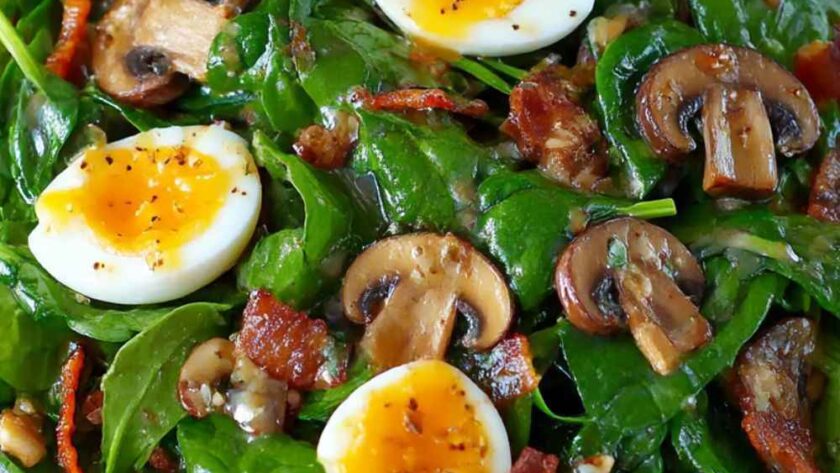 Pioneer Woman Spinach Salad with Warm Bacon Dressing Recipe