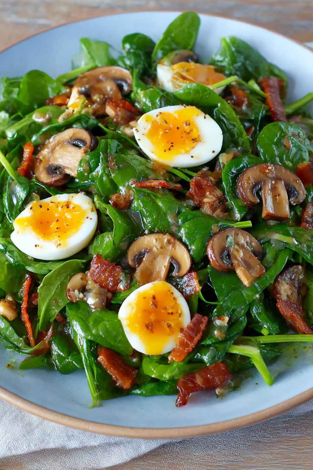 Pioneer Woman Spinach Salad with Warm Bacon Dressing Recipe