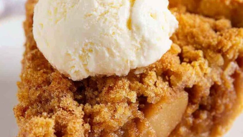 Pioneer Woman Apple Pie with Crumb Topping Recipe