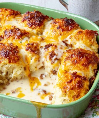 Pioneer Woman Biscuits and Gravy Casserole Recipe