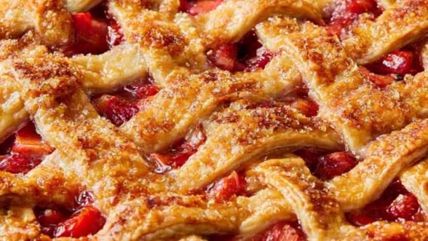 Pioneer Woman Strawberry Rhubarb Pie Recipe