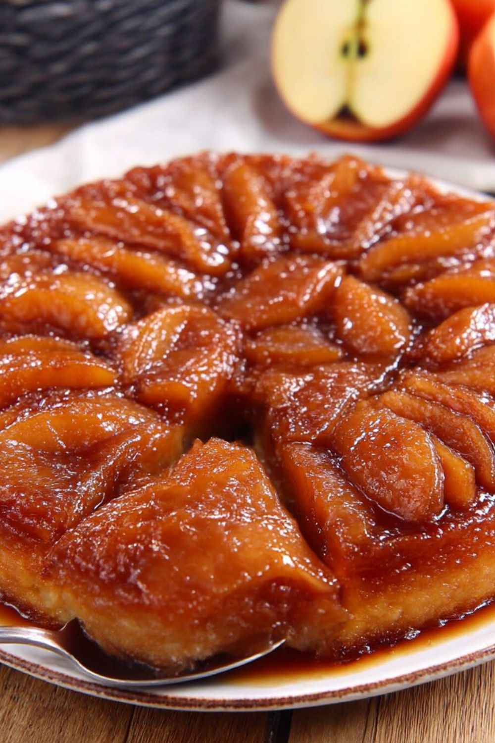 Gordon Ramsay’s Foolproof Apple Tarte Tatin Recipe